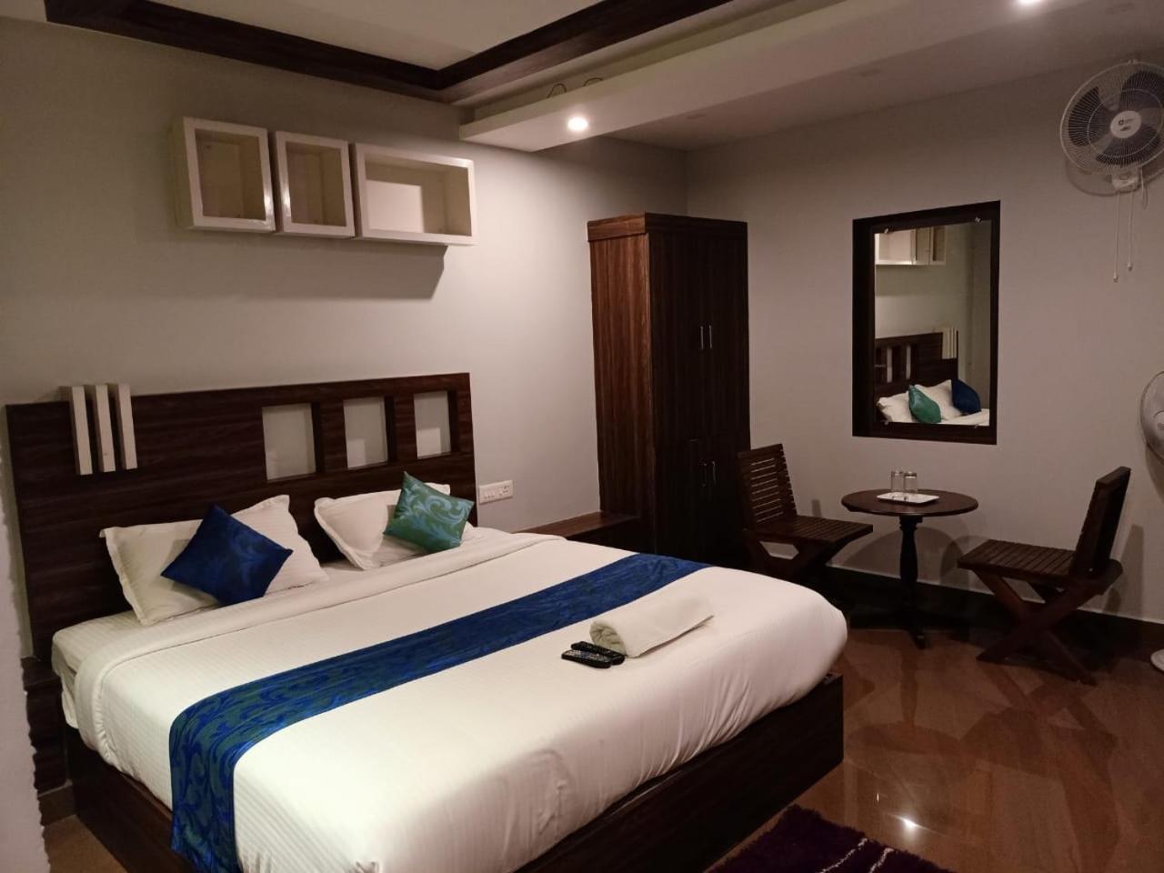 Hotelgurubhavan 무나르 외부 사진